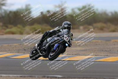 media/Sep-10-2022-SoCal Trackdays (Sat) [[a5bf35bb4a]]/Turn 2 (1pm)/